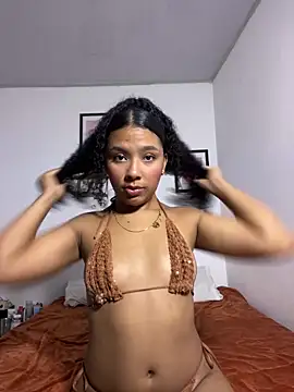 Cristall   ll online show from April 1, 2026, 8:28 pm