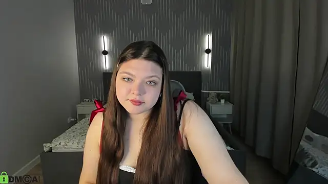 Snapshot of Evelyne_Loo chatting on April 11, 2026, 12:59 am Evelyne Loo online show from April 11, 2026, 12:59 am