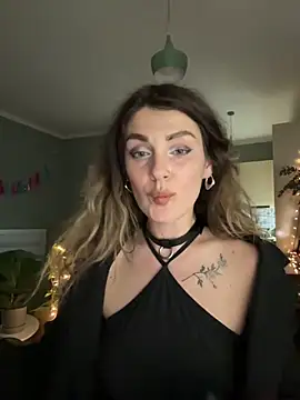 Snapshot of Rita_Tease chatting on April 26, 2026, 6:49 pm Rita Tease online show from April 26, 2026, 6:49 pm