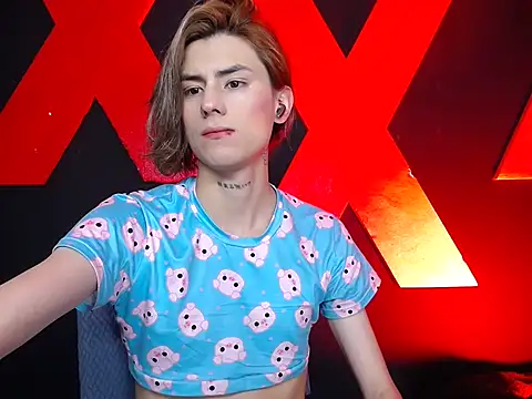 AlanFox1 online show from April 8, 2026, 1:33 pm