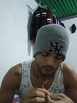 Nicolas Moncadas online show from May 26, 2026, 2:07 am