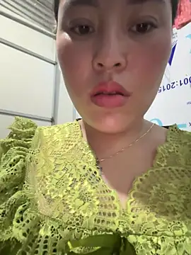 Snapshot of Lina-Naughty chatting on May 24, 2026, 5:23 am Lina-Naughty online show from May 24, 2026, 5:23 am