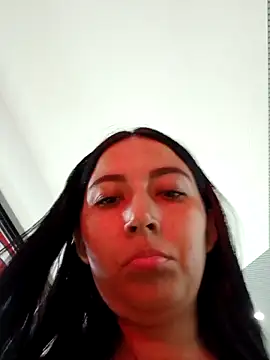 Ann Houston online show from May 10, 2026, 12:16 am