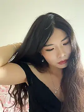 Snapshot of Xiaoyunduo1 chatting on June 25, 2026, 8:52 am Xiaoyunduo1 online show from June 25, 2026, 8:52 am