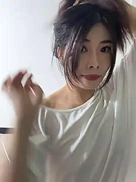 Snapshot of Xiaoyunduo1 chatting on July 3, 2026, 3:13 am Xiaoyunduo1 online show from July 3, 2026, 3:13 am