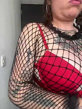MartinaLorenss online show from May 7, 2026, 2:22 pm