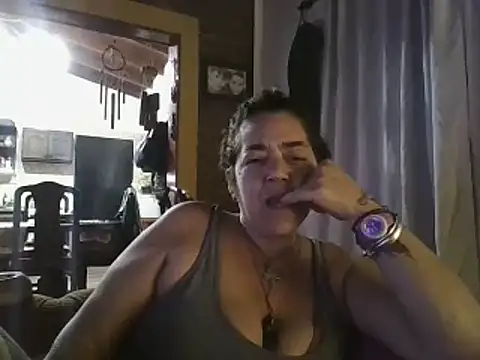 Snapshot of relaxnamaste chatting on May 5, 2026, 6:43 am relaxnamaste online show from May 5, 2026, 6:43 am