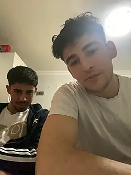 youmeloveyou online show from March 31, 2026, 7:47 pm