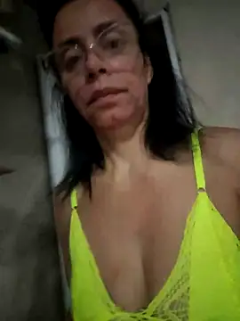 Snapshot of Cristotoza chatting on April 29, 2026, 4:05 am Cristotoza online show from April 29, 2026, 4:05 am