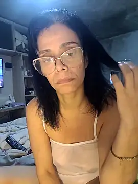 Snapshot of Cristotoza chatting on May 12, 2026, 4:37 pm Cristotoza online show from May 12, 2026, 4:37 pm