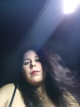 Snapshot of Aurora-Luz chatting on April 11, 2026, 9:35 am Aurora-Luz online show from April 11, 2026, 9:35 am