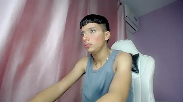 Snapshot of Yei_lee_ chatting on April 28, 2026, 3:11 am Yei lee online show from April 28, 2026, 3:11 am