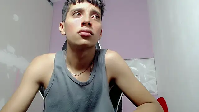 Snapshot of Yei_lee_ chatting on May 7, 2026, 3:01 am Yei lee online show from May 7, 2026, 3:01 am