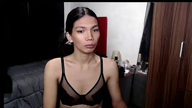 Snapshot of hikarilust23xx chatting on May 22, 2026, 6:13 pm hikarilust23xx online show from May 22, 2026, 6:13 pm