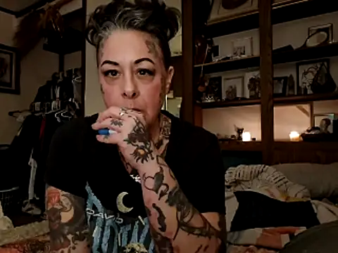 Kitty bang online show from April 1, 2026, 5:30 am