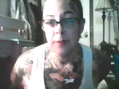Snapshot of Kitty_bang chatting on April 23, 2026, 3:08 am Kitty bang online show from April 23, 2026, 3:08 am