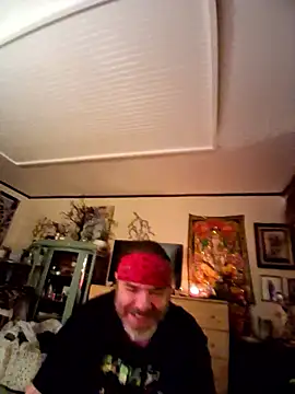 Snapshot of Kitty_bang chatting on April 26, 2026, 6:44 am Kitty bang online show from April 26, 2026, 6:44 am