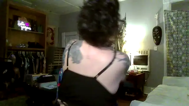 Snapshot of Kitty_bang chatting on May 19, 2026, 12:38 am Kitty bang online show from May 19, 2026, 12:38 am
