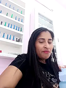 SofiaMendez1  online show from April 4, 2026, 3:20 pm