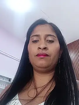 Snapshot of SofiaMendez1_ chatting on April 30, 2026, 6:25 pm SofiaMendez1 online show from April 30, 2026, 6:25 pm
