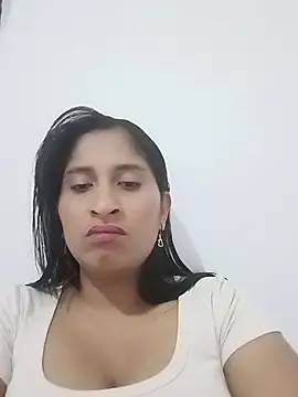 Snapshot of SofiaMendez1_ chatting on July 5, 2026, 11:23 pm SofiaMendez1 online show from July 5, 2026, 11:23 pm