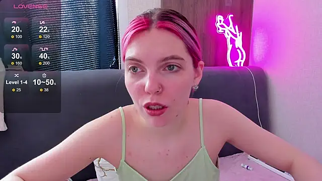 Marie Reyess online show from April 23, 2026, 4:14 am