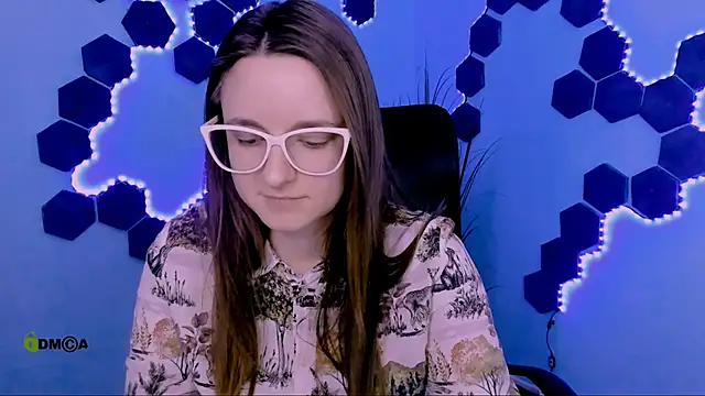 mary is cool online show from April 6, 2026, 8:48 am