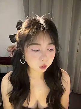 ooooBaby129 online show from May 10, 2026, 1:27 pm