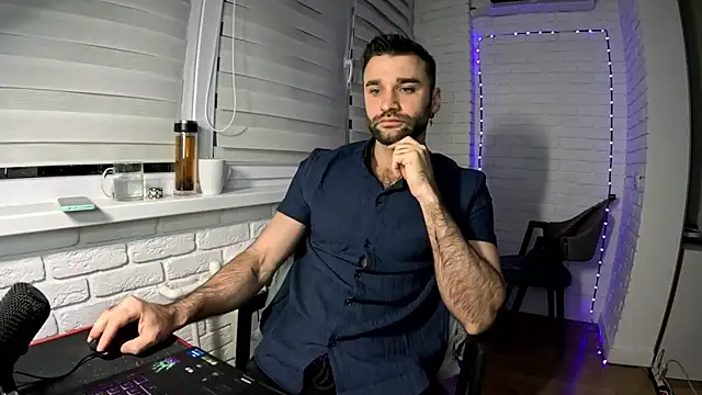 DaddySlava online show from April 13, 2026, 6:02 pm
