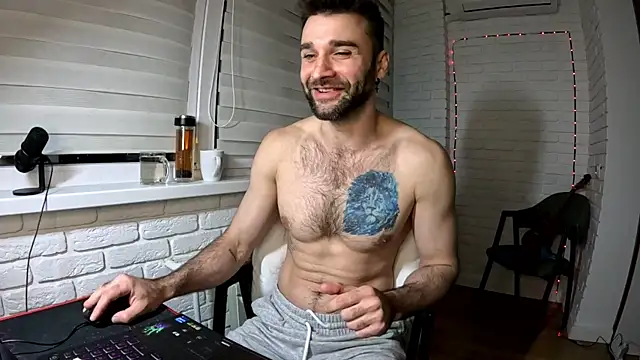 DaddySlava online show from April 16, 2026, 9:39 pm