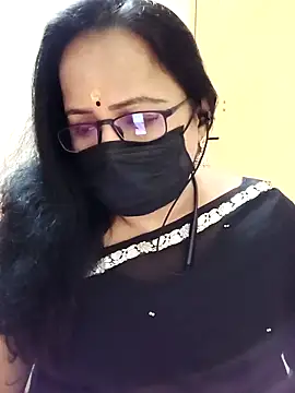monisha cam online show from April 18, 2026, 4:44 pm