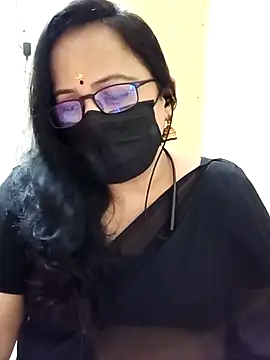 monisha cam online show from April 28, 2026, 6:13 pm