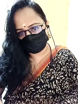 monisha cam online show from April 30, 2026, 10:54 am