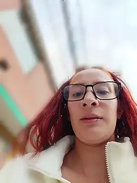 Samyra Biker12 online show from May 11, 2026, 12:33 pm