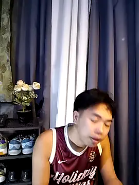 urNaugthy JndxzZ online show from April 22, 2026, 11:01 am