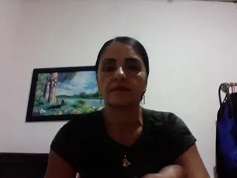 Snapshot of FenixPretty chatting on April 28, 2026, 7:41 pm FenixPretty online show from April 28, 2026, 7:41 pm