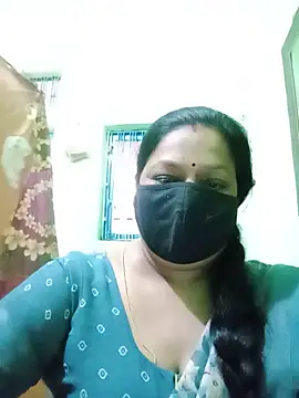 Snapshot of PINKI_024 chatting on May 19, 2026, 6:20 am PINKI 024 online show from May 19, 2026, 6:20 am