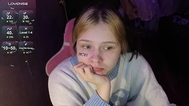 Snapshot of Liaa_Lii chatting on April 13, 2026, 8:25 pm Liaa Lii online show from April 13, 2026, 8:25 pm