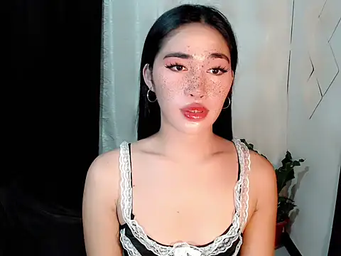 urasiankylie online show from May 6, 2026, 3:17 pm