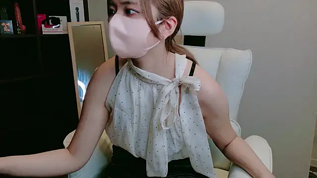 Snapshot of YUA_0425 chatting on August 2, 2026, 4:38 pm YUA 0425 online show from August 2, 2026, 4:38 pm