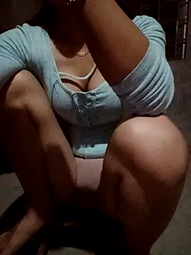 Snapshot of Ryry1188 chatting on April 5, 2026, 5:21 pm Ryry1188 online show from April 5, 2026, 5:21 pm