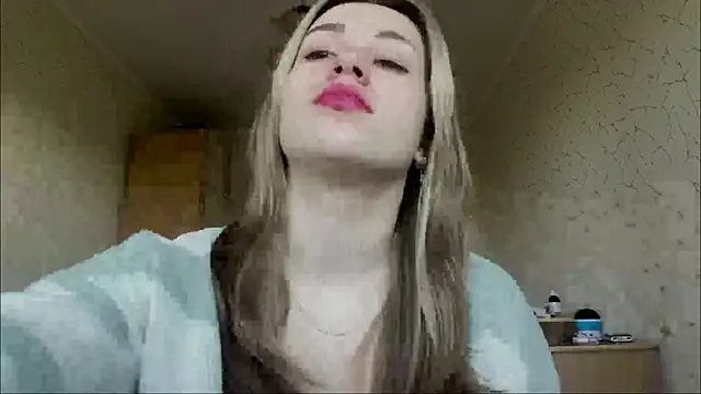 SpringSummers online show from May 15, 2026, 7:37 am