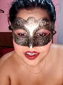 Snapshot of Maskedcurves chatting on April 20, 2026, 7:00 am Maskedcurves online show from April 20, 2026, 7:00 am