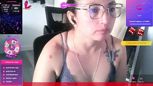 Snapshot of RoossTattoo chatting on April 22, 2026, 8:28 am RoossTattoo online show from April 22, 2026, 8:28 am