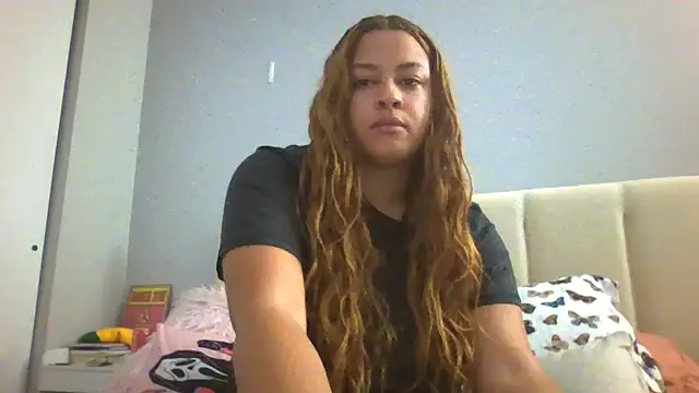 Snapshot of madzbailey chatting on April 21, 2026, 3:17 pm madzbailey online show from April 21, 2026, 3:17 pm