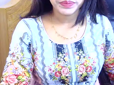 Noor Zarin online show from June 15, 2026, 11:51 pm