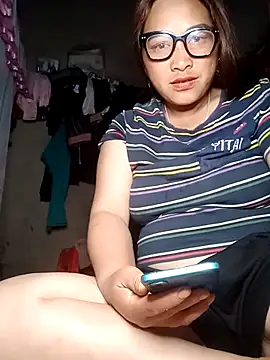MayLoveAngel online show from May 8, 2026, 1:27 pm