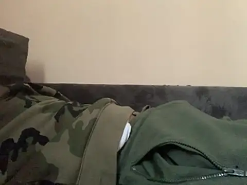 Snapshot of Holmes94 chatting on April 2, 2026, 4:04 pm Holmes94 online show from April 2, 2026, 4:04 pm