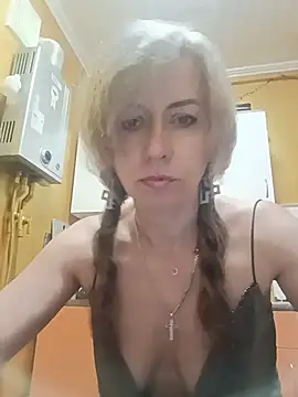 TaynaSecret online show from June 29, 2026, 8:42 pm