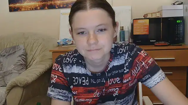 JessicaHolland1 online show from June 24, 2026, 6:51 pm